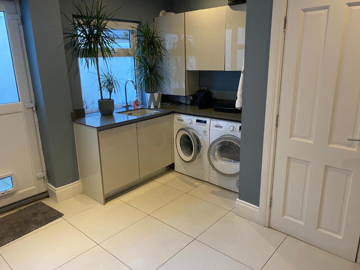 Victorian South Belfast Area Lisburn Road 3 Double Bedrooms - Great Transport Links Exteriör bild